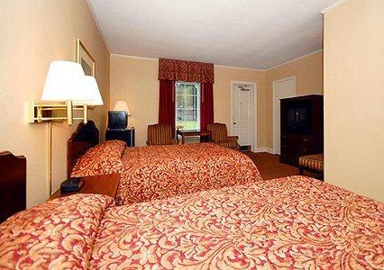Ambassador Inn Fayetteville Pokoj fotografie